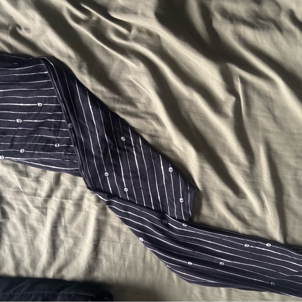 LuLaRoe Black and Gray Striped Leggings